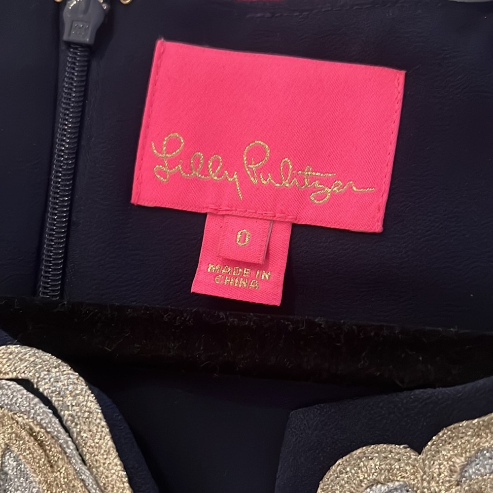 LILLY PULITZER NAVY DRESS WORN TWICE! - Picture 5 of 5